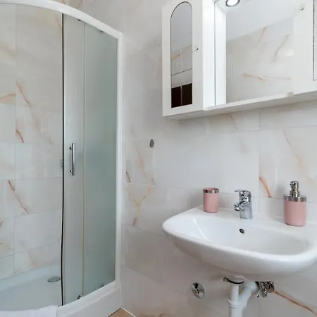 Beachfront Jurica With Balcony Apartment Trogir