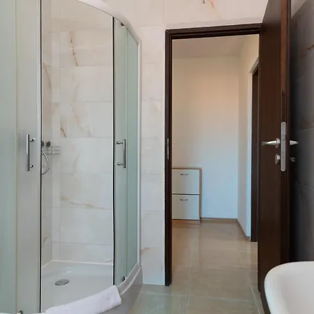 Apartment Beachfront Jurica With Balcony