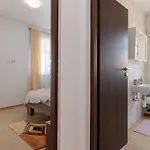Apartment Beachfront Jurica With Balcony *